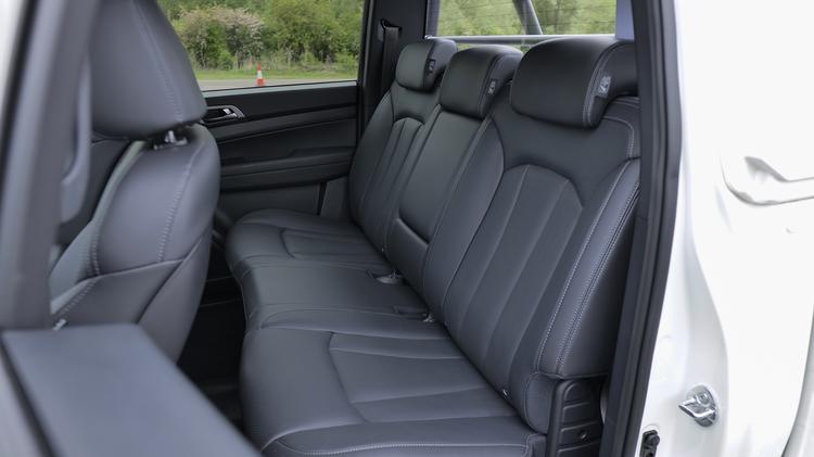KGM MUSSO 2.2 Double Cab Pick Up Rebel Auto